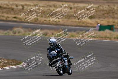 media/Apr-19-2025-AHRMA (Sat) [[3d98ca3309]]/Race/Group 3/turn 4/